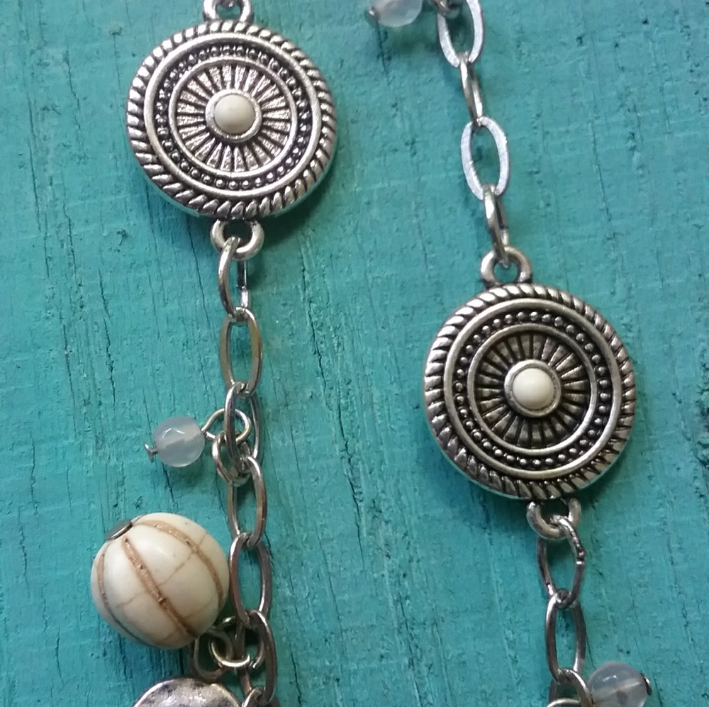 Boho C1946 Silver Medallion/White Bead Necklace - image 3